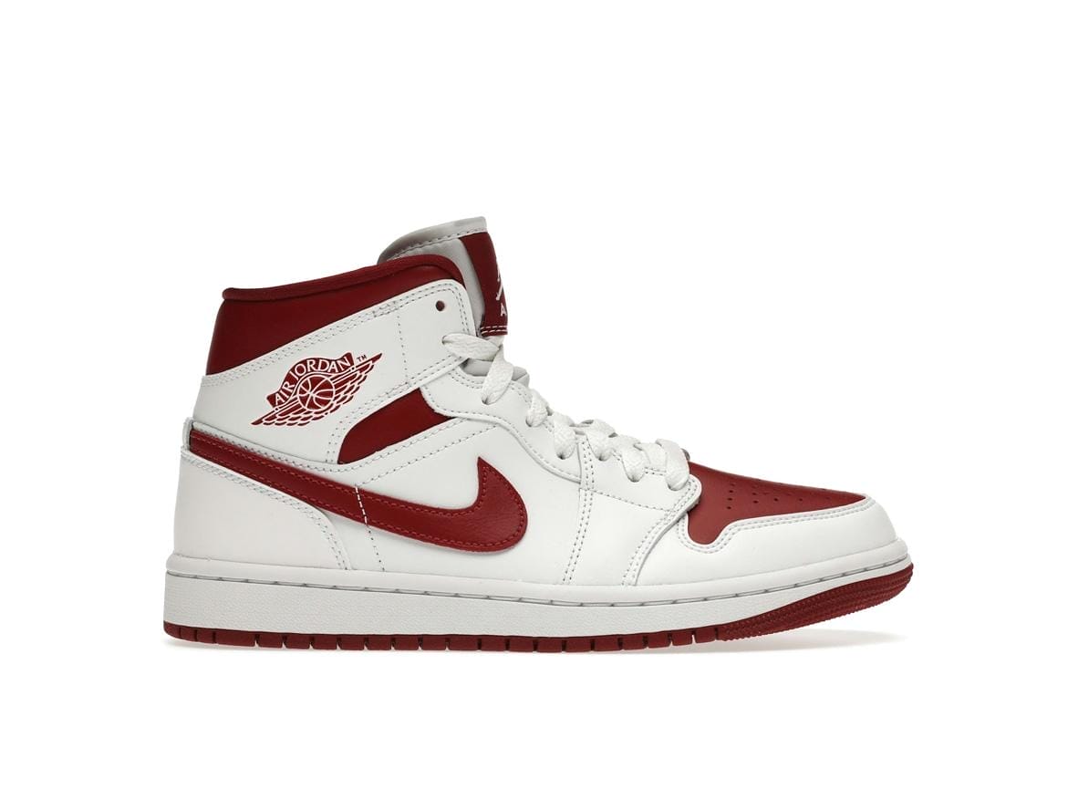 Women's Jordan 1 Mid Reverse Chicago Sneakers BQ6472-161