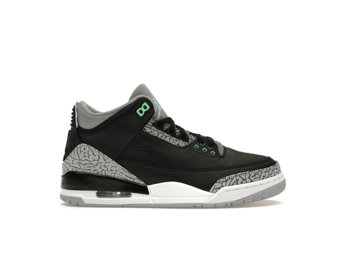 Air Jordan 3 Retro Green Glow CT8532-031 Sneakers